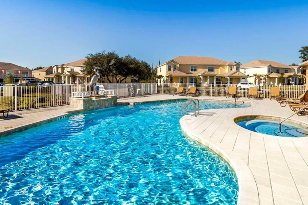 Your Next Ig Post: Luxury Modern Close To Villa *