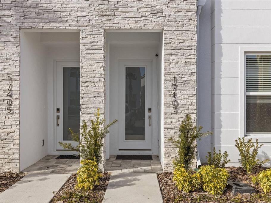 Your Next Ig Post: Luxury Modern Close To Orlando