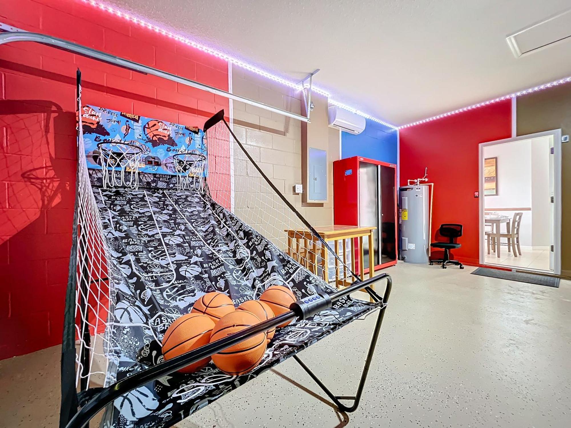 Theme Vacation Poolspa Mins To Holiday home