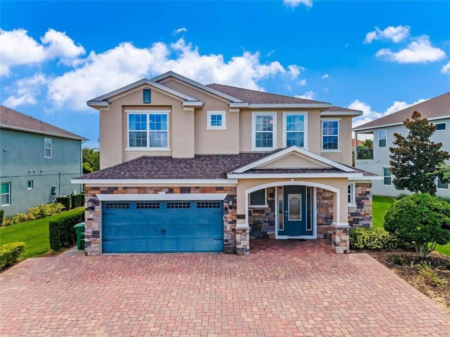 7723 Mansion With A Magic Touch *