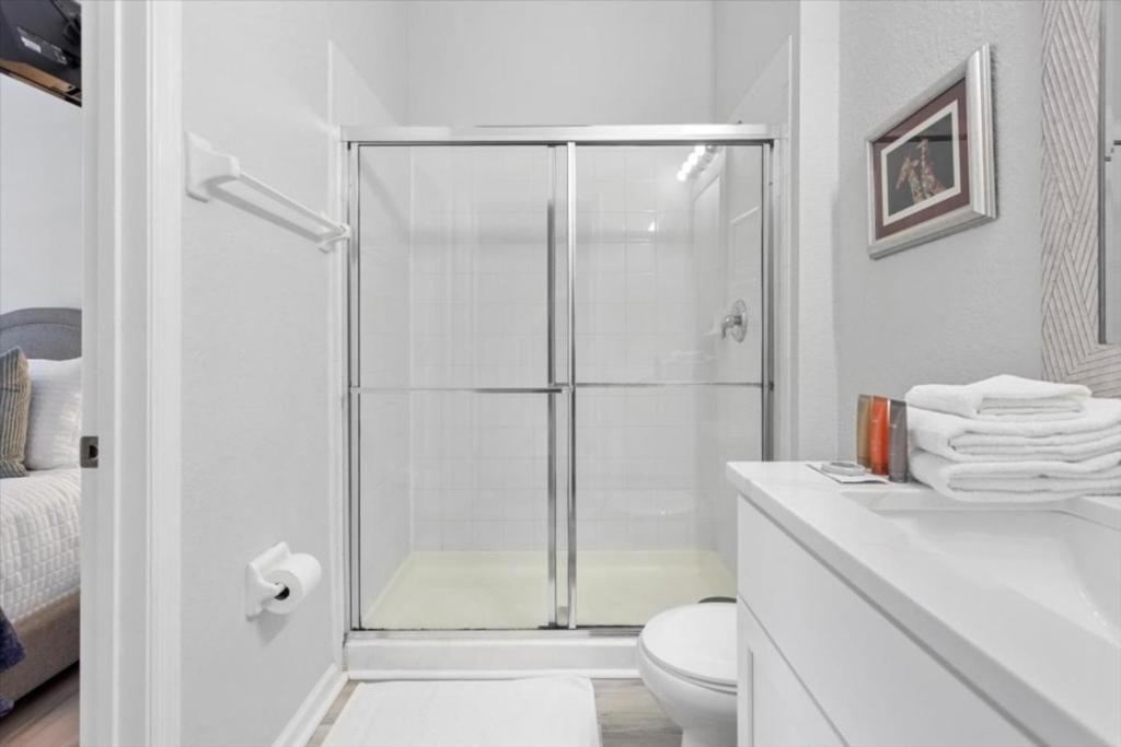 3 Bedrooms - 3 Bathrooms - Windsor Hills 2554 Ml * Orlando