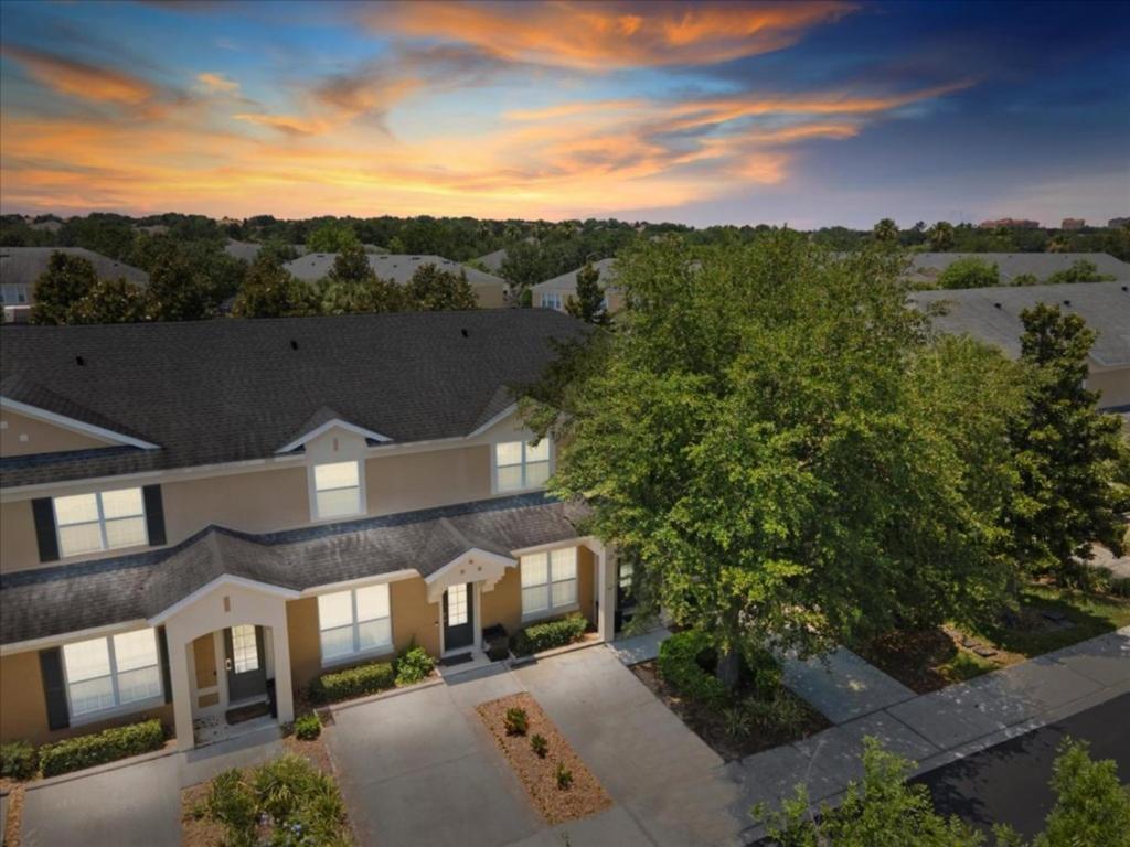 3 Bedrooms - 3 Bathrooms - Windsor Hills 2554 Ml Orlando