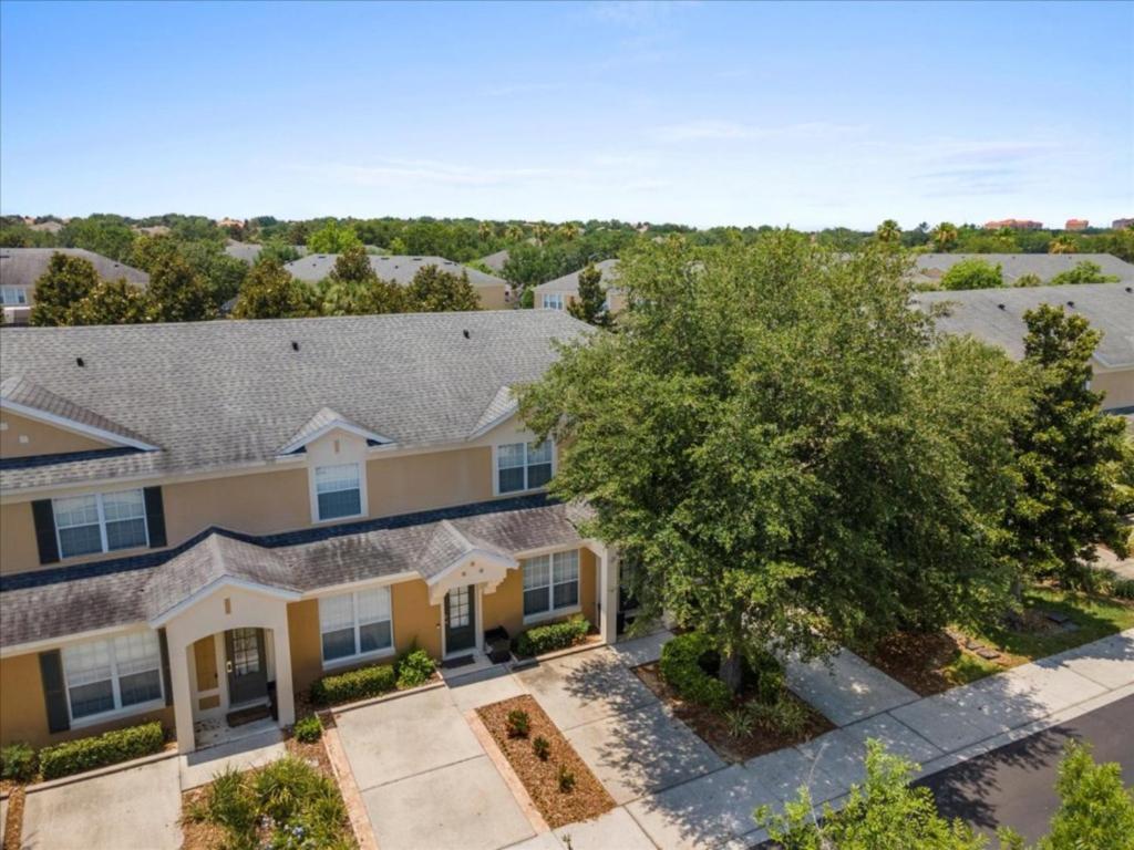 3 Bedrooms - 3 Bathrooms - Windsor Hills 2554 Ml