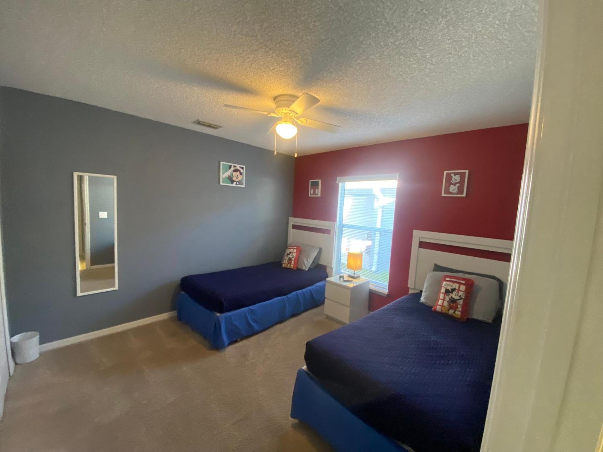 3 Bedroom With Poolside Cinema And Games Close To Theme Parks Sleeps 6 2 * Orlando