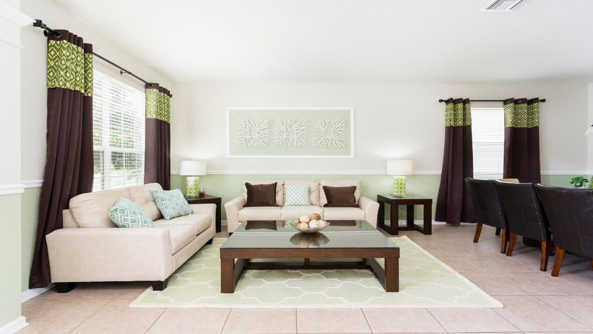 Holiday home Windsor Hills 6br Cozy Pool/spa 2miles