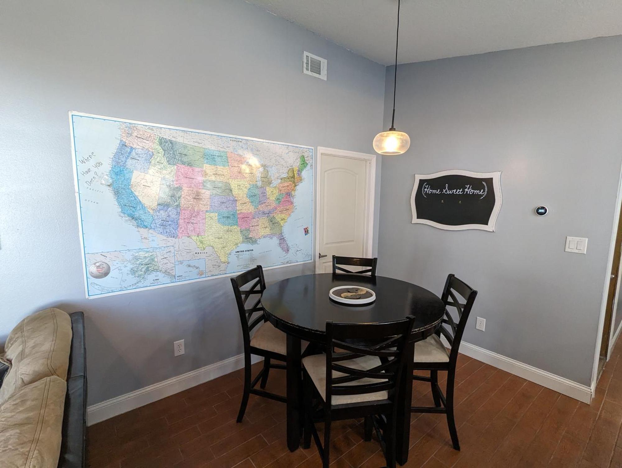 Cozy Entertainer's Getaway