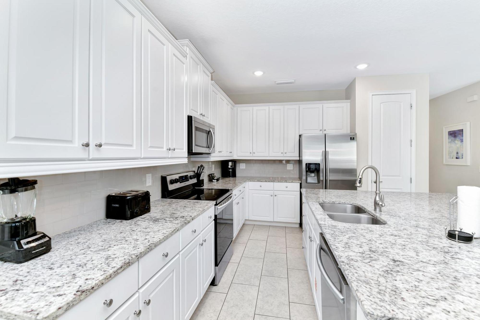 Welcoming Five Bedroom House With Private Pool Near At Encore By Rentyl - 267sf