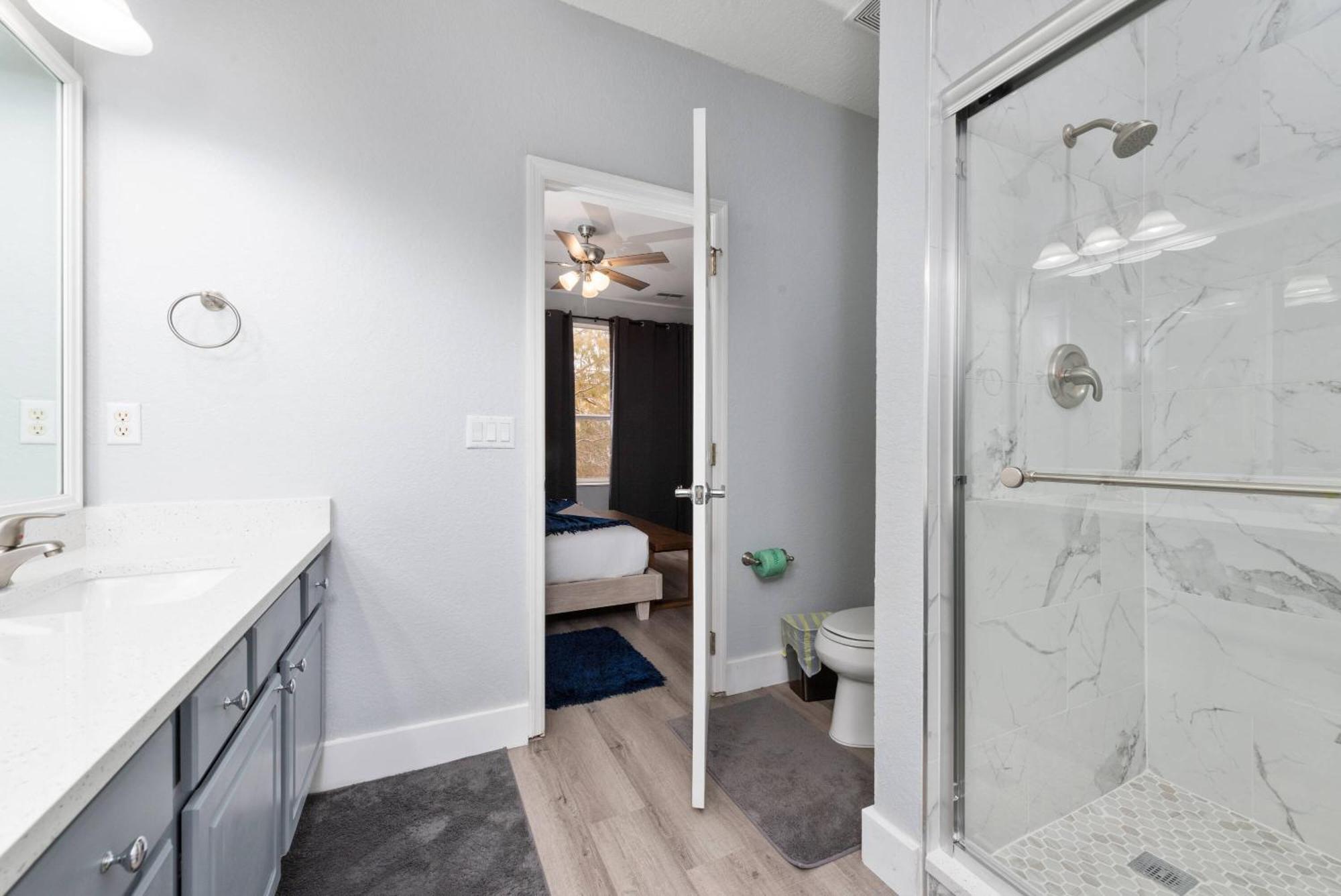 Townhome In 3 Suits *