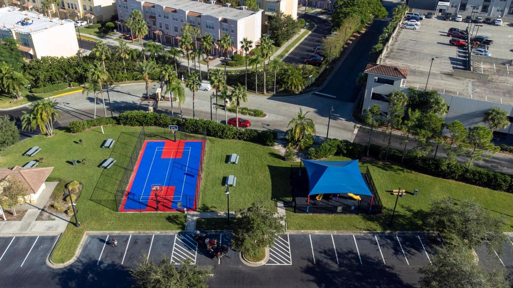 Townhome In 3 Suits Holiday home Orlando