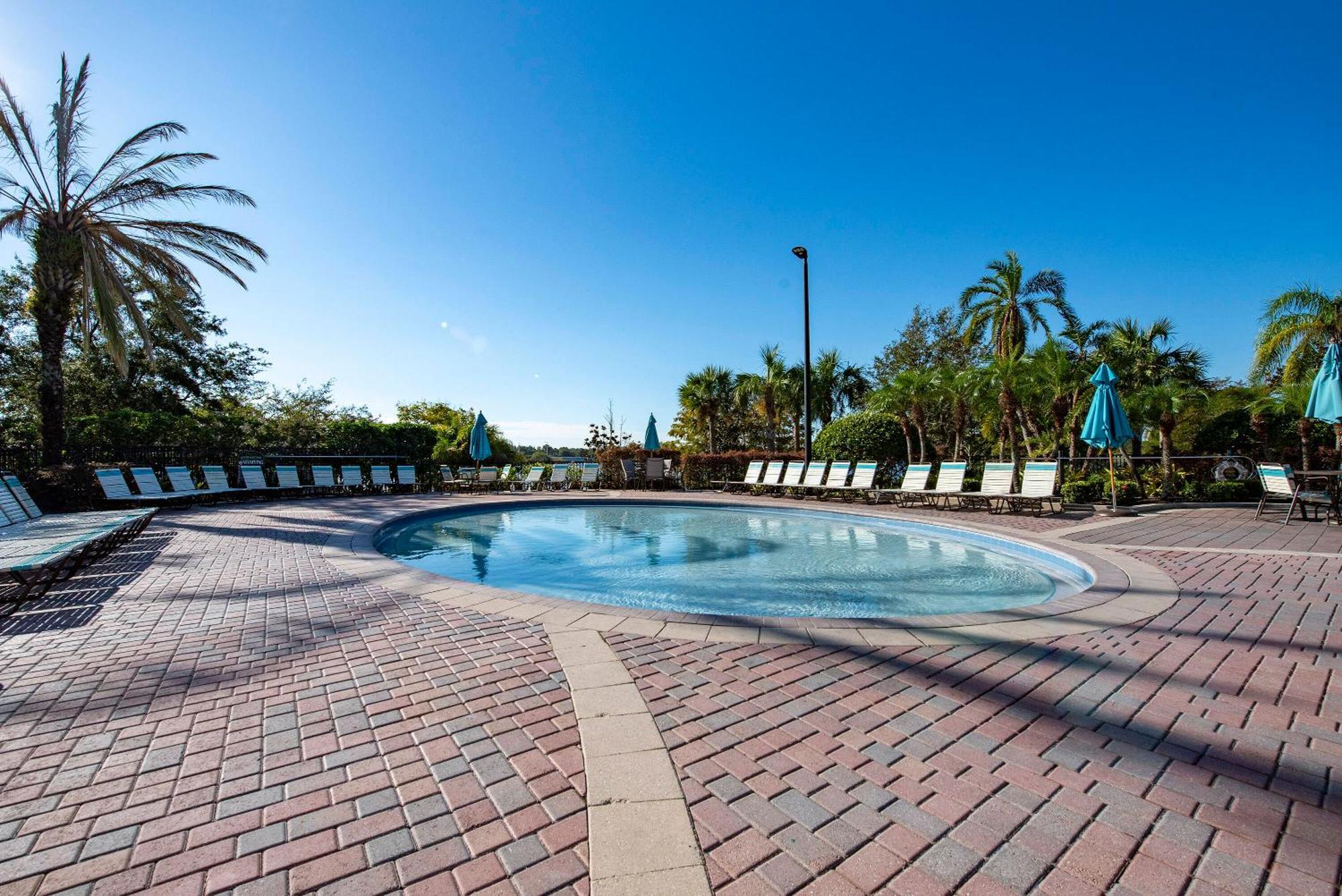 Townhome In 3 Suits Orlando