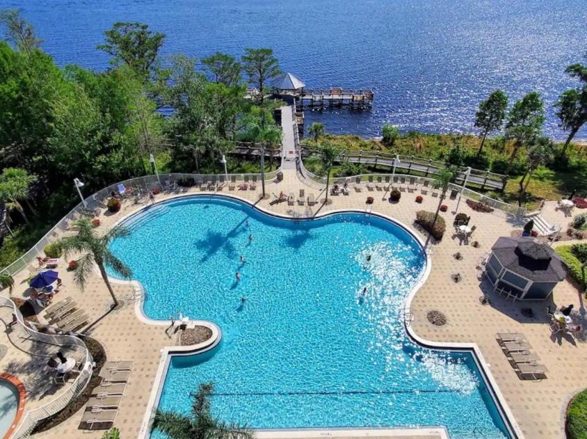 Huge Pool, Sunrise Lakeview 12th Floor Near Disney * Orlando