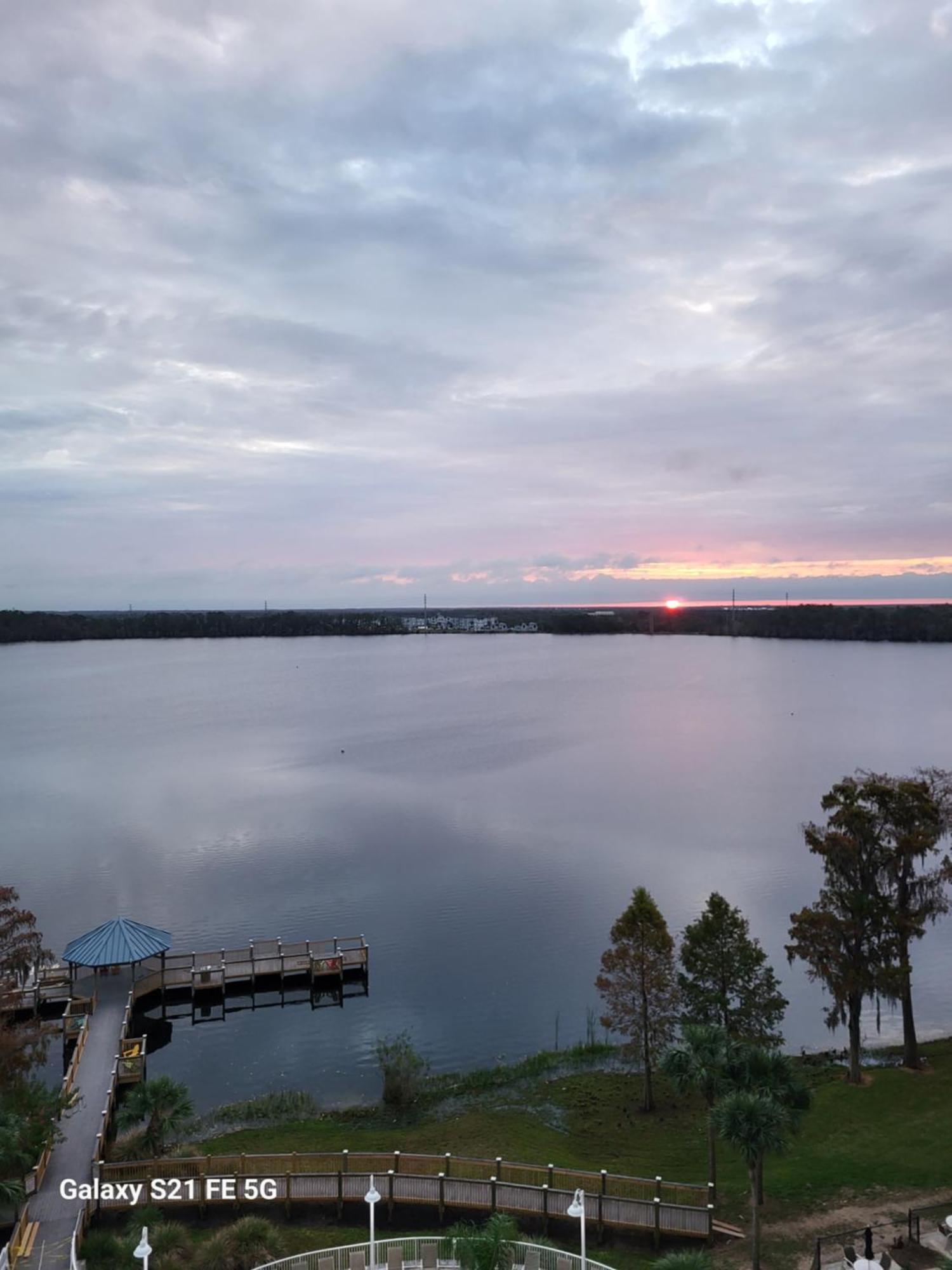 Big Pool, Stunning Lakeview, Sunrise, # 710 *