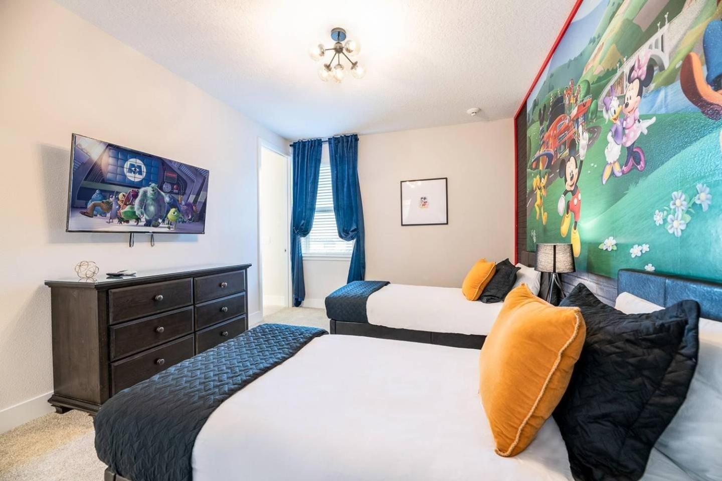 Ec448 - Colorful Getaway With Theater At Encore Holiday home