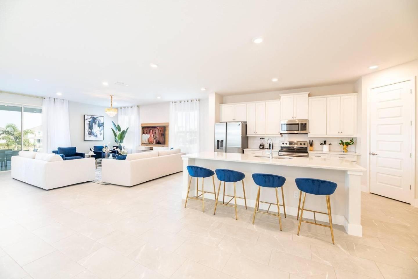 Ec448 - Colorful Getaway With Theater At Encore Holiday home