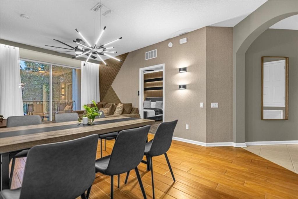 3 Bedrooms- 2 Bathrooms- Vista Cay 4024-203 Bd Apartment
