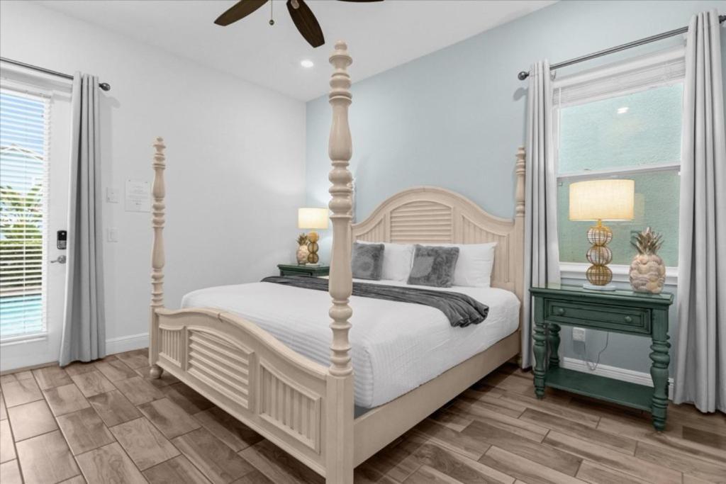 2 Bedrooms- 2 Bathrooms- Margaritaville 8029st *