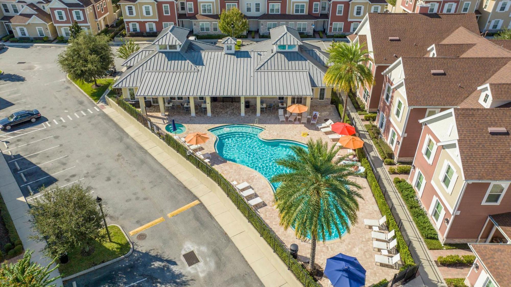 Holiday home 5 Min To New Upscale 5 Orlando