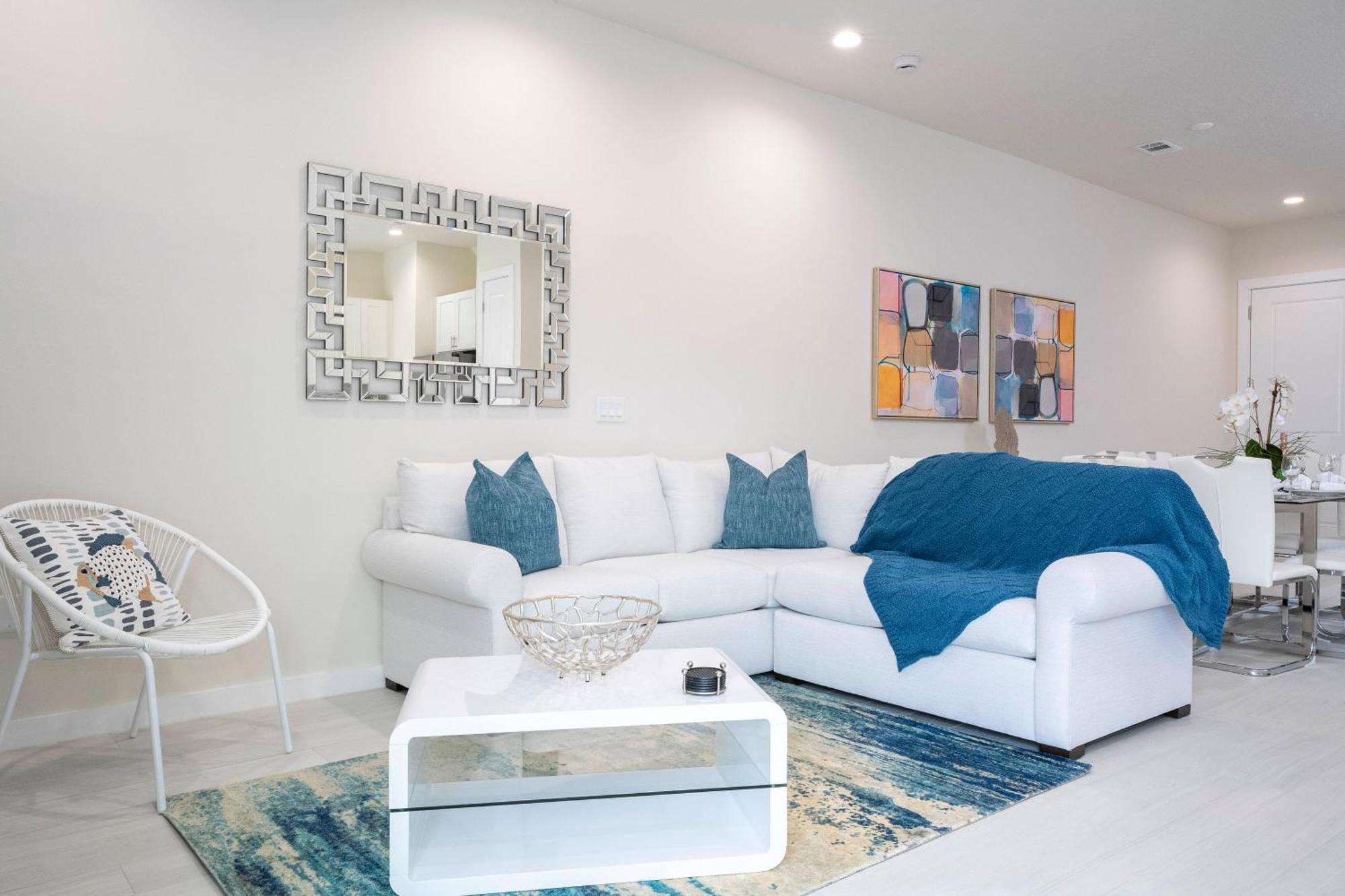 Holiday home 5 Min To New Upscale 5