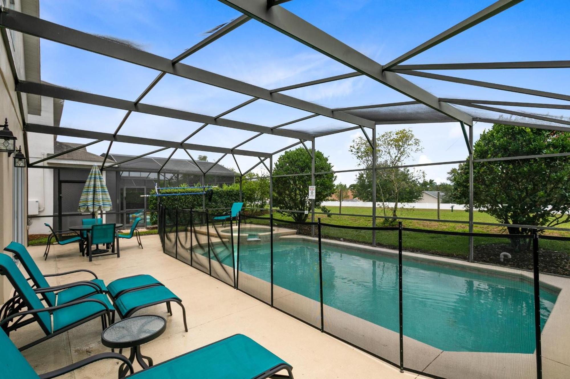 Tropical And Peaceful, 5 Bed With Pool & Villa *
