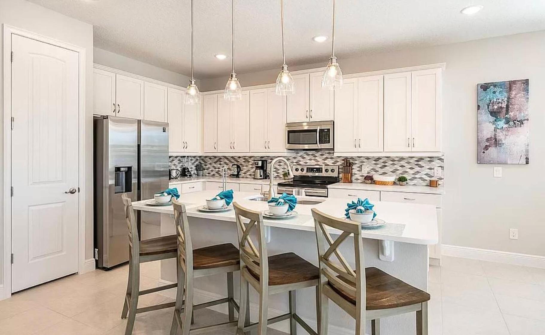 224 - Wonderful 8 Bedroom House W Pool Jacuzzi * Orlando