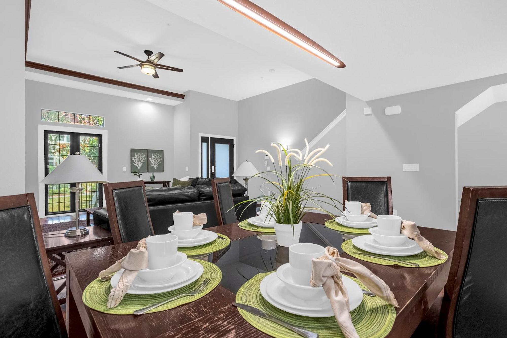 Easter Sale! Freshly Renovated Townhome By Disney! Holiday home