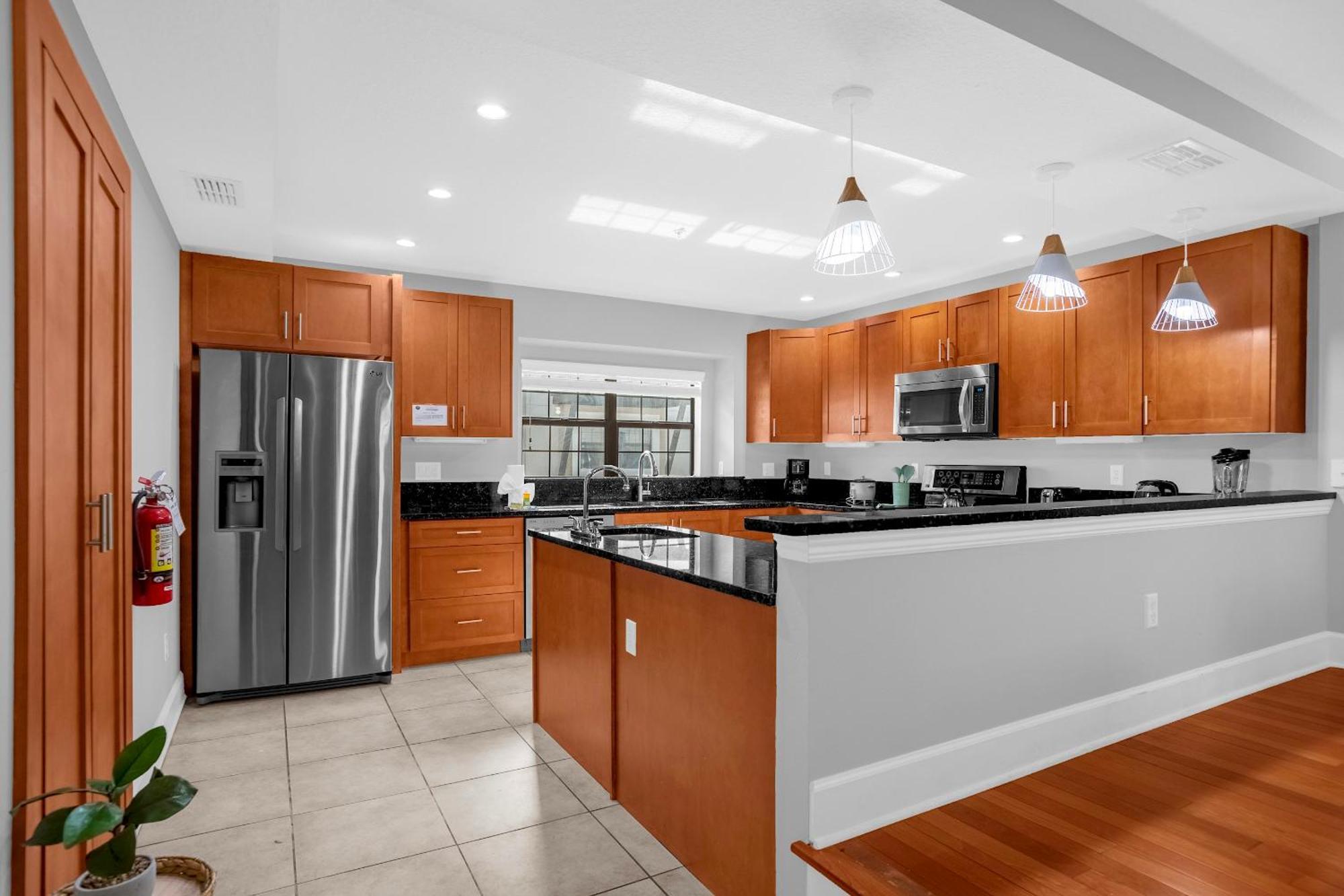 Easter Sale! Freshly Renovated Townhome By Disney! *