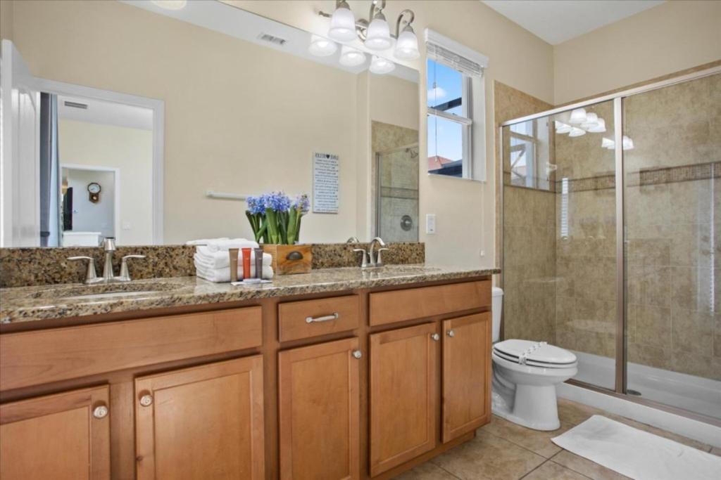 5 Bedrooms - 5 Bathrooms - Paradise Palms 2966 Bp