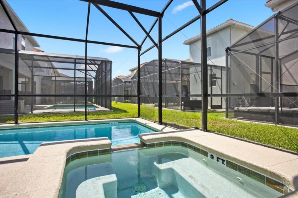 5 Bedrooms - 5 Bathrooms - Paradise Palms 2966 Bp Orlando