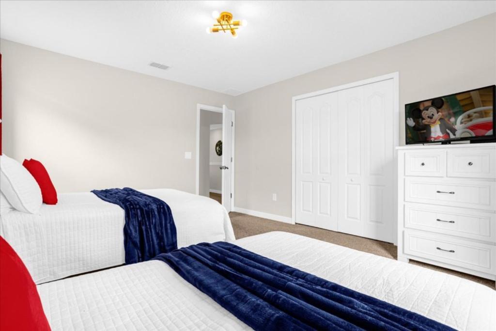 5 Bedrooms - 5 Bathrooms - Paradise Palms 2966 Bp *