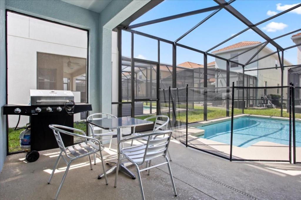 Holiday home 5 Bedrooms - 5 Bathrooms - Paradise Palms 2966 Bp