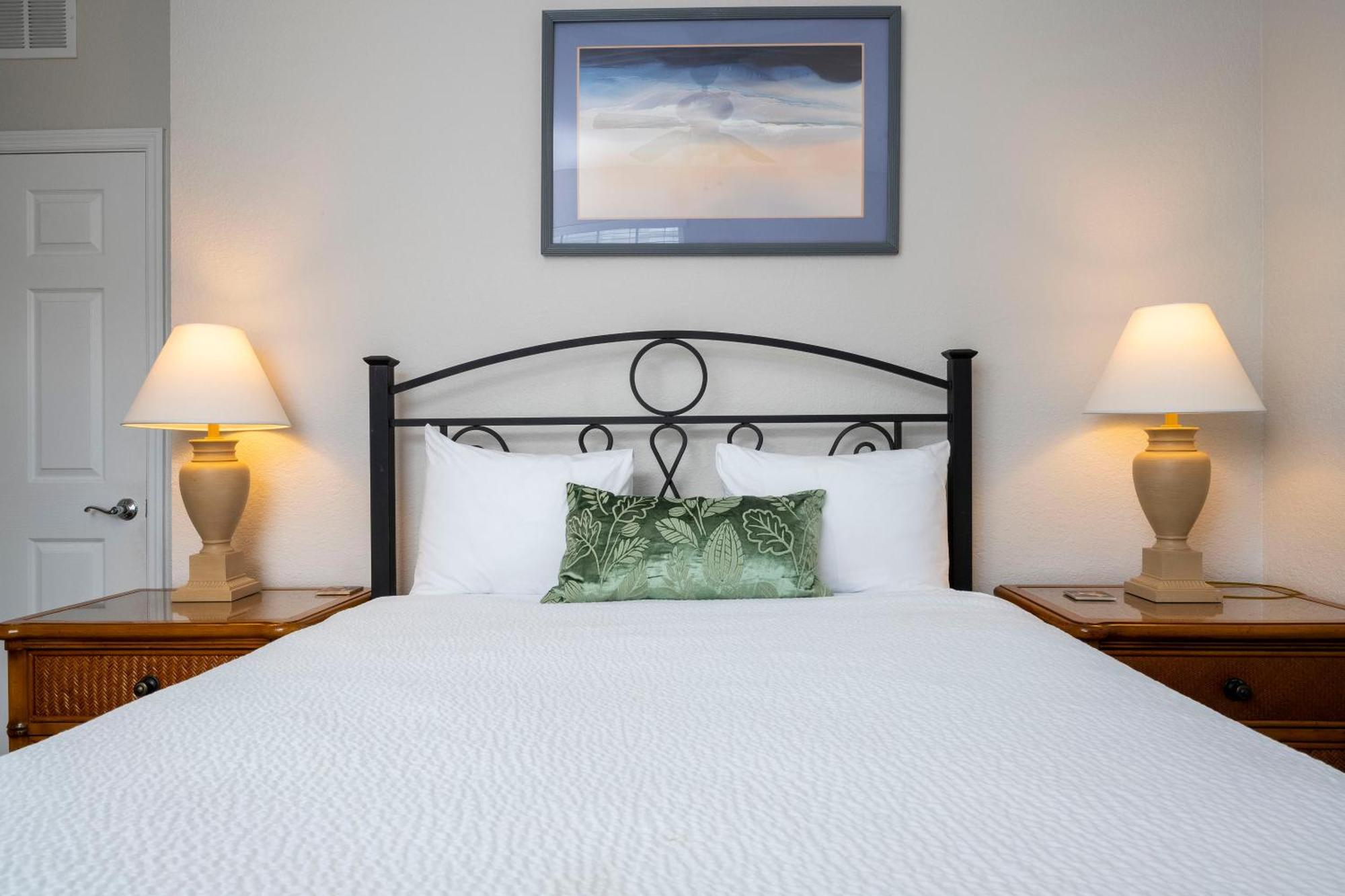 Apartment Location Location Near Parks! Int'l Dr *
