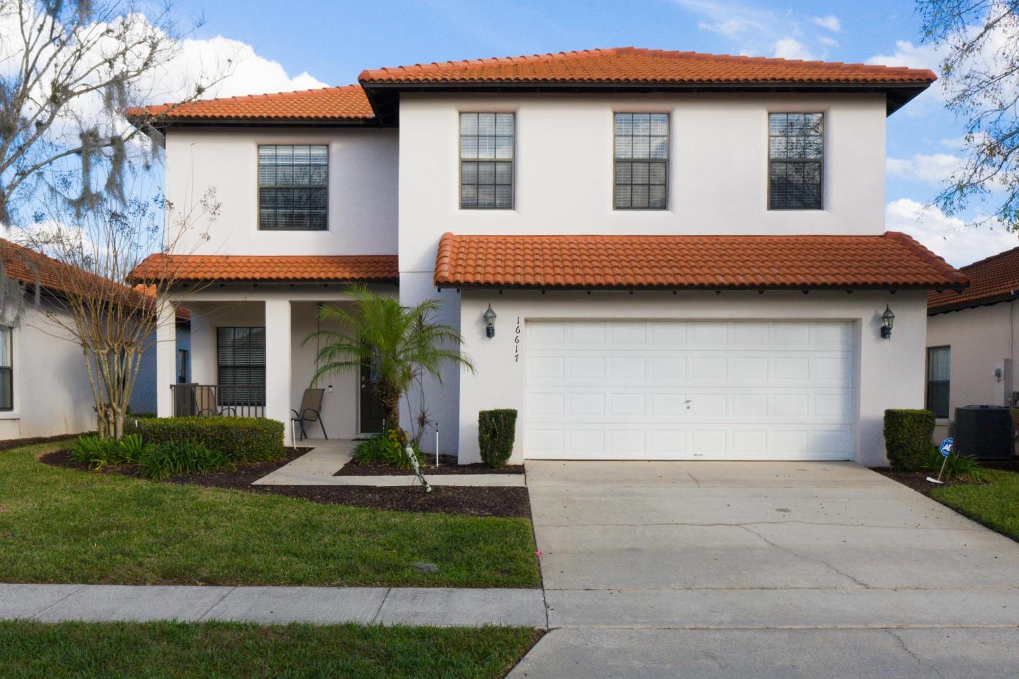 Paradise Styles 4 Bedrooms With 3 Baths Pool And Holiday home *