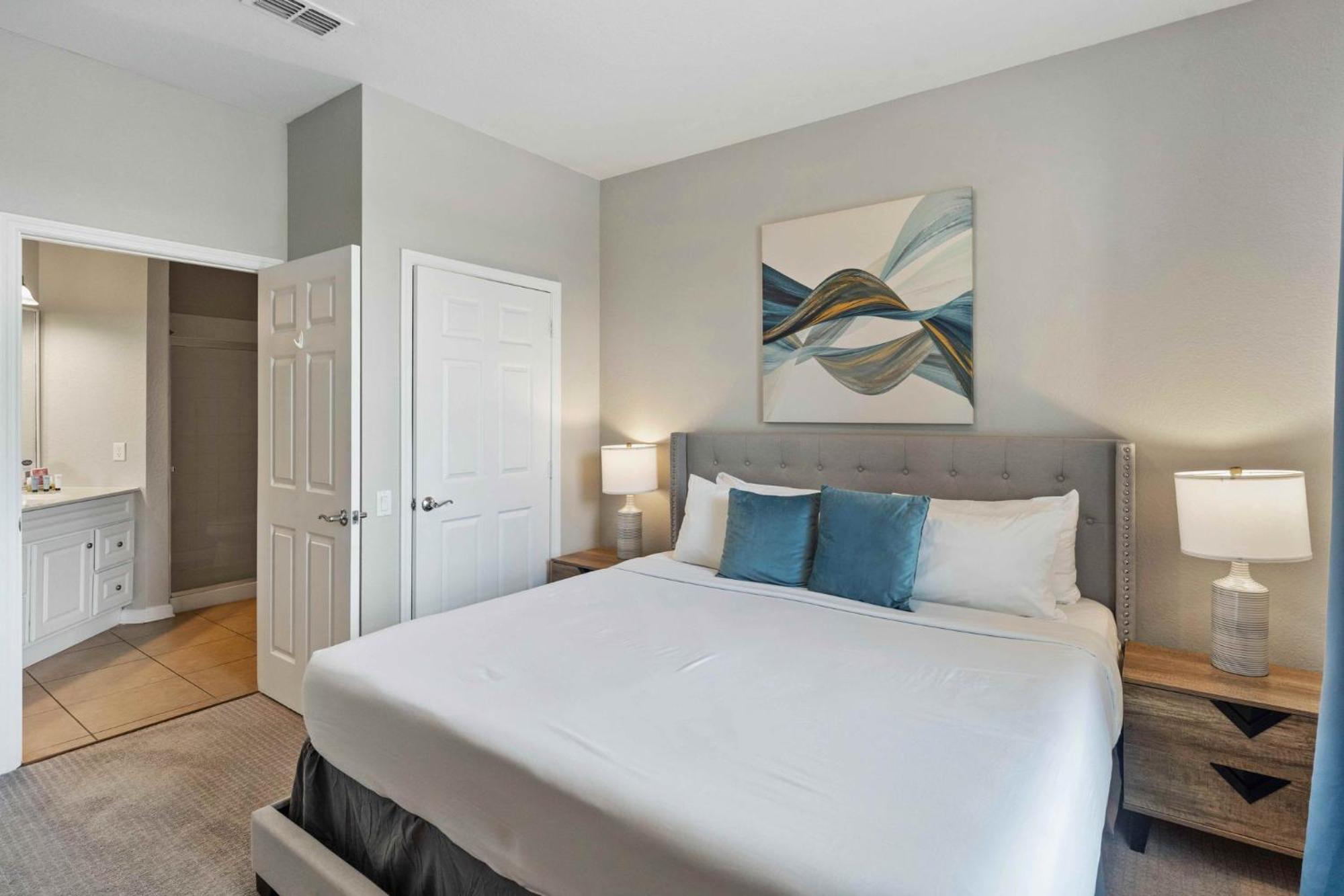 Cozy Lakeview W Free Access