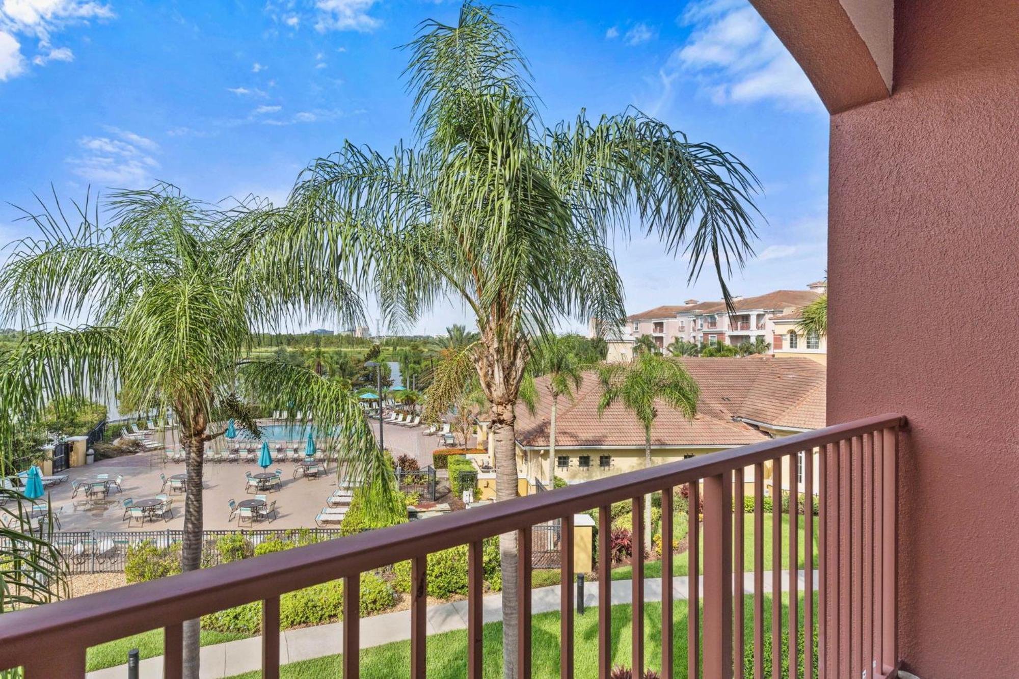 Cozy Lakeview W Free Access