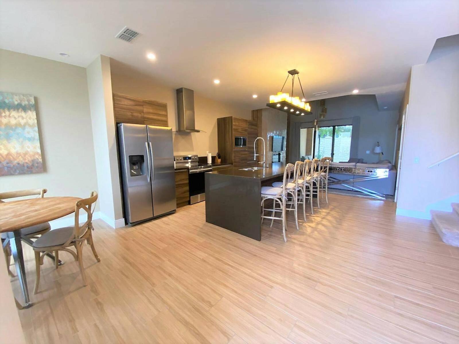 Holiday home 7462 Magic Village 8guests 4suites Near And 192 *
