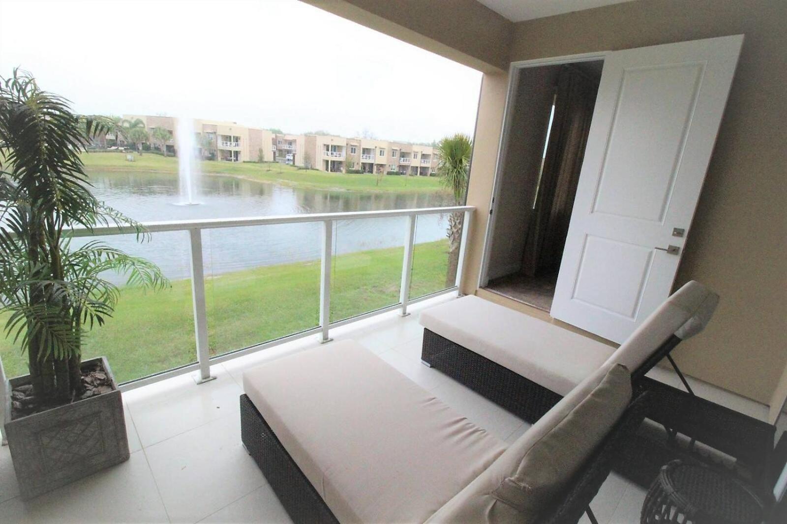 3212 Magic Village 8 Guests Lakefront 8 Min Holiday home