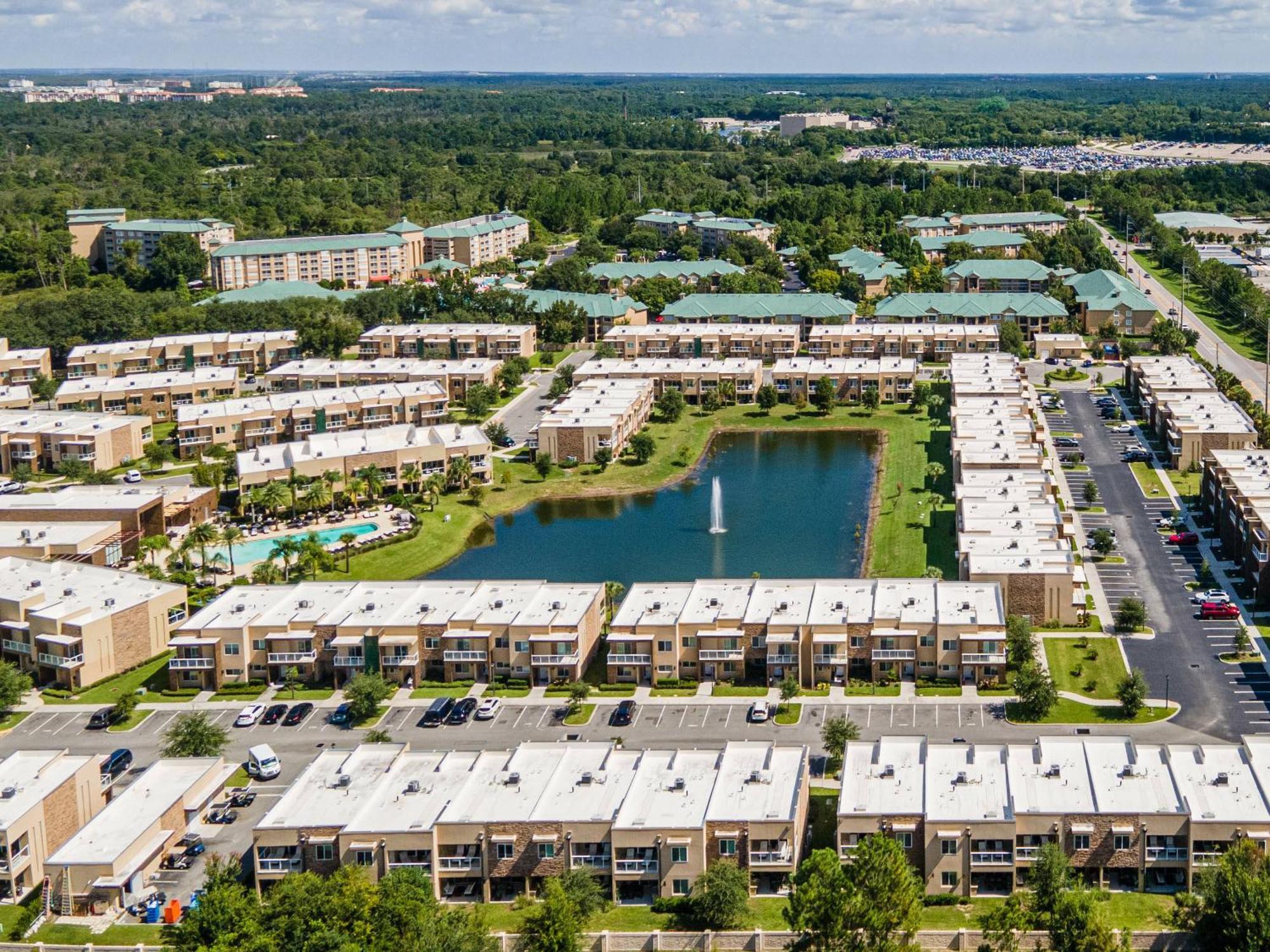 3212 Magic Village 8 Guests Lakefront 8 Min
