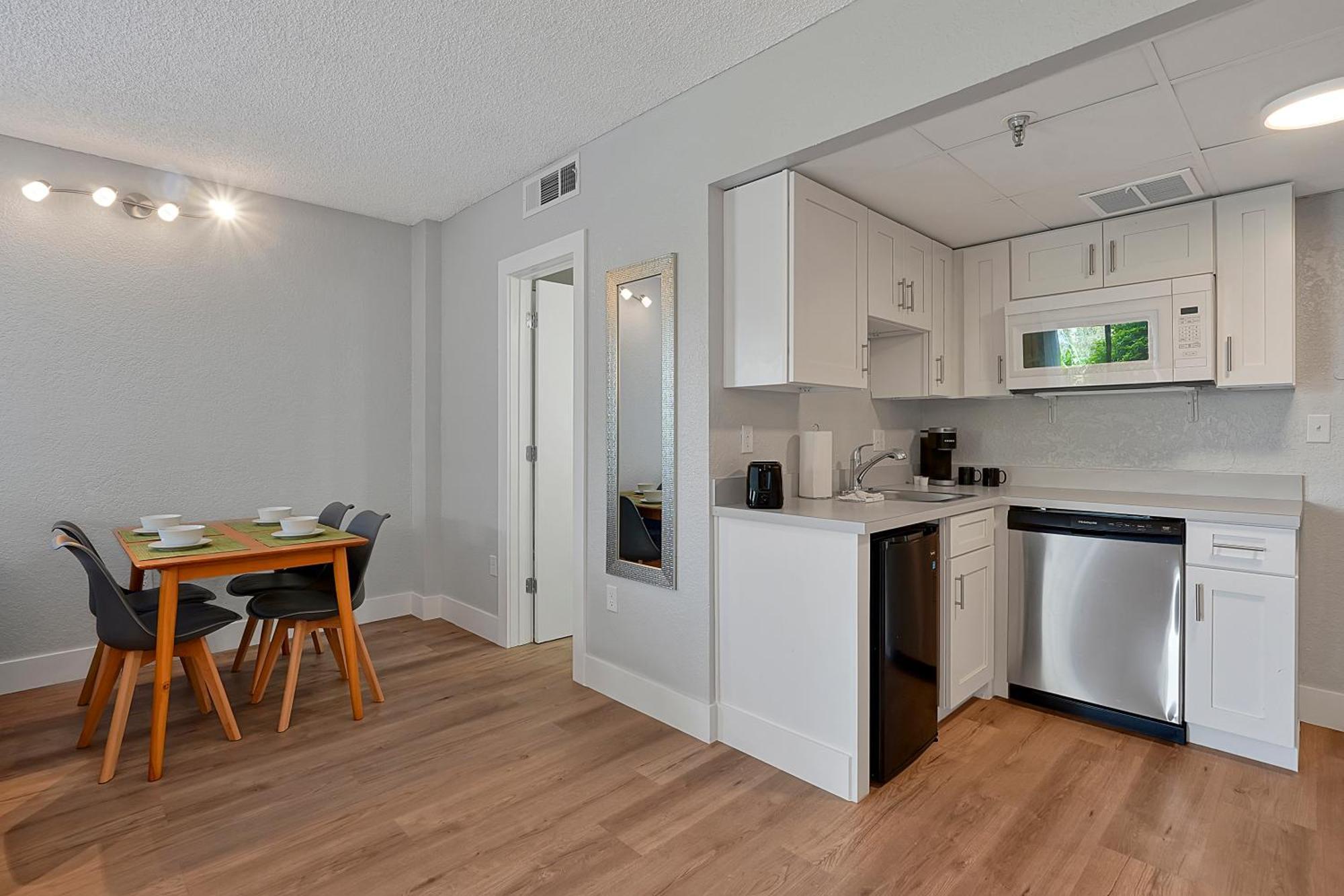 Cozy On International Dr. Near Universal Apartment Orlando