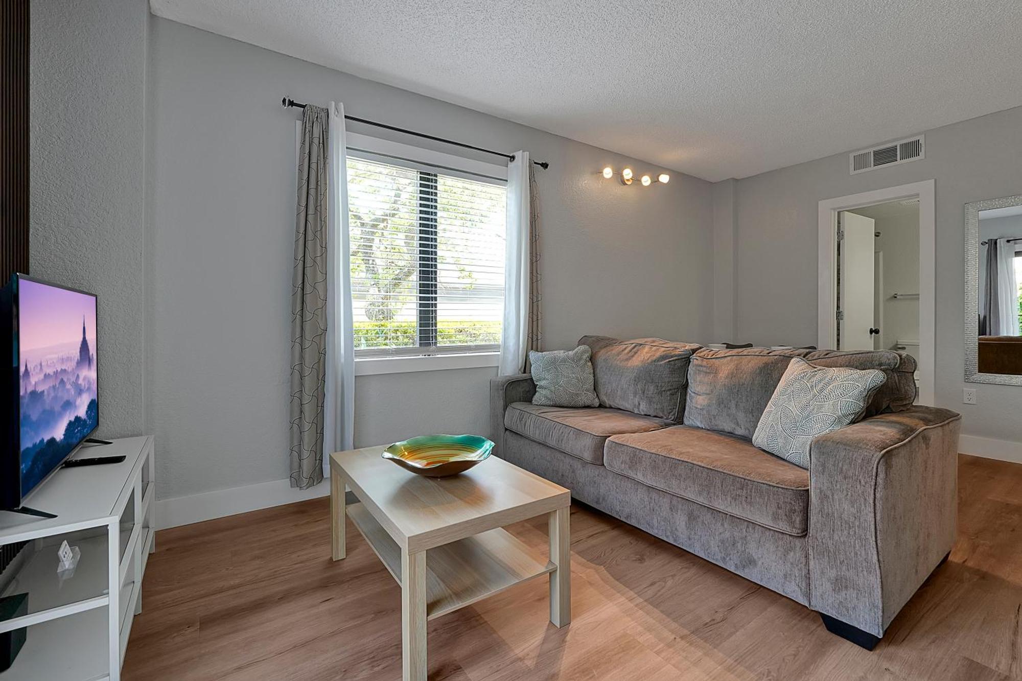 Cozy On International Dr. Near Universal Apartment Orlando