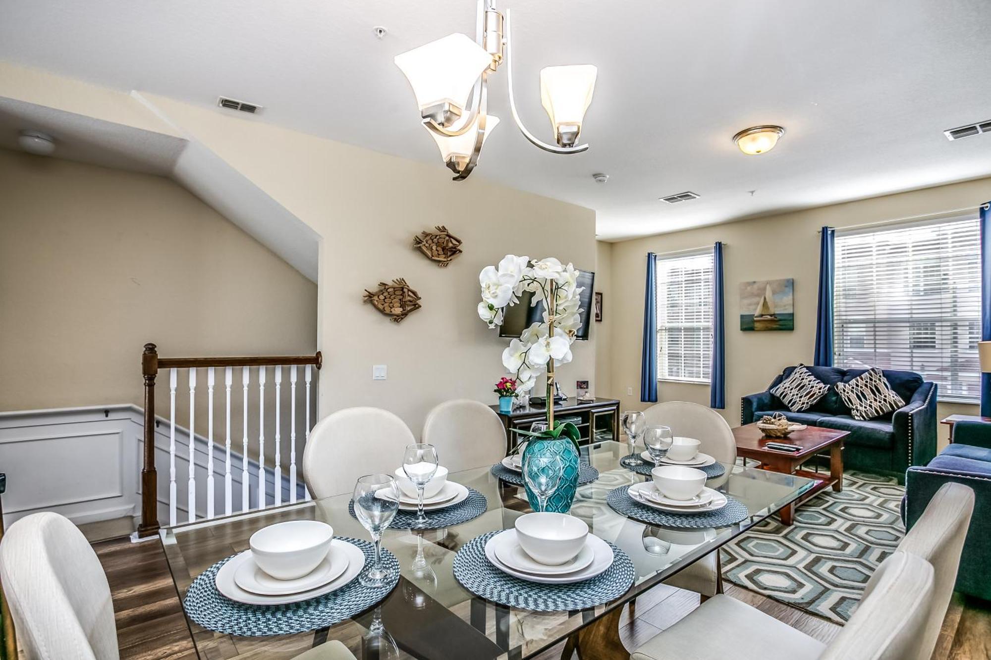 Holiday home Spacious Vista Cay Townhome Newly Furnished *