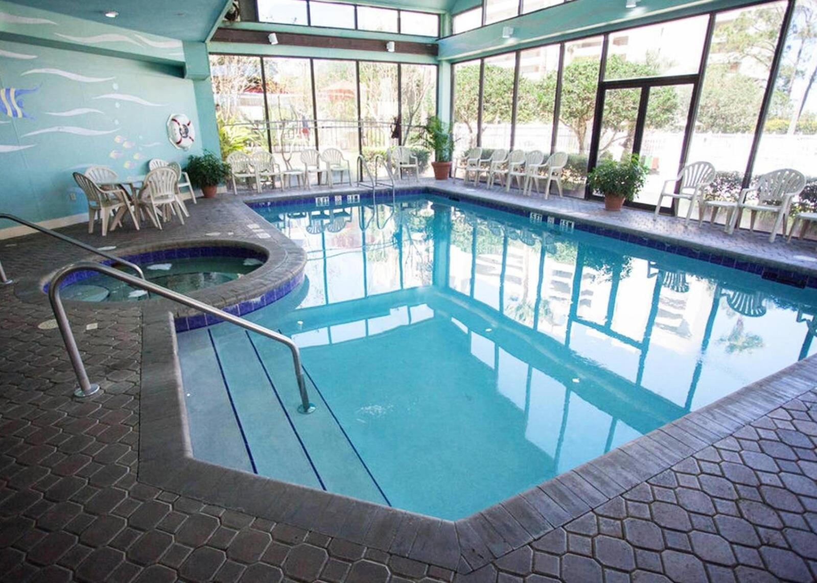 Cozy 2br Condo-modern-best Location-6165