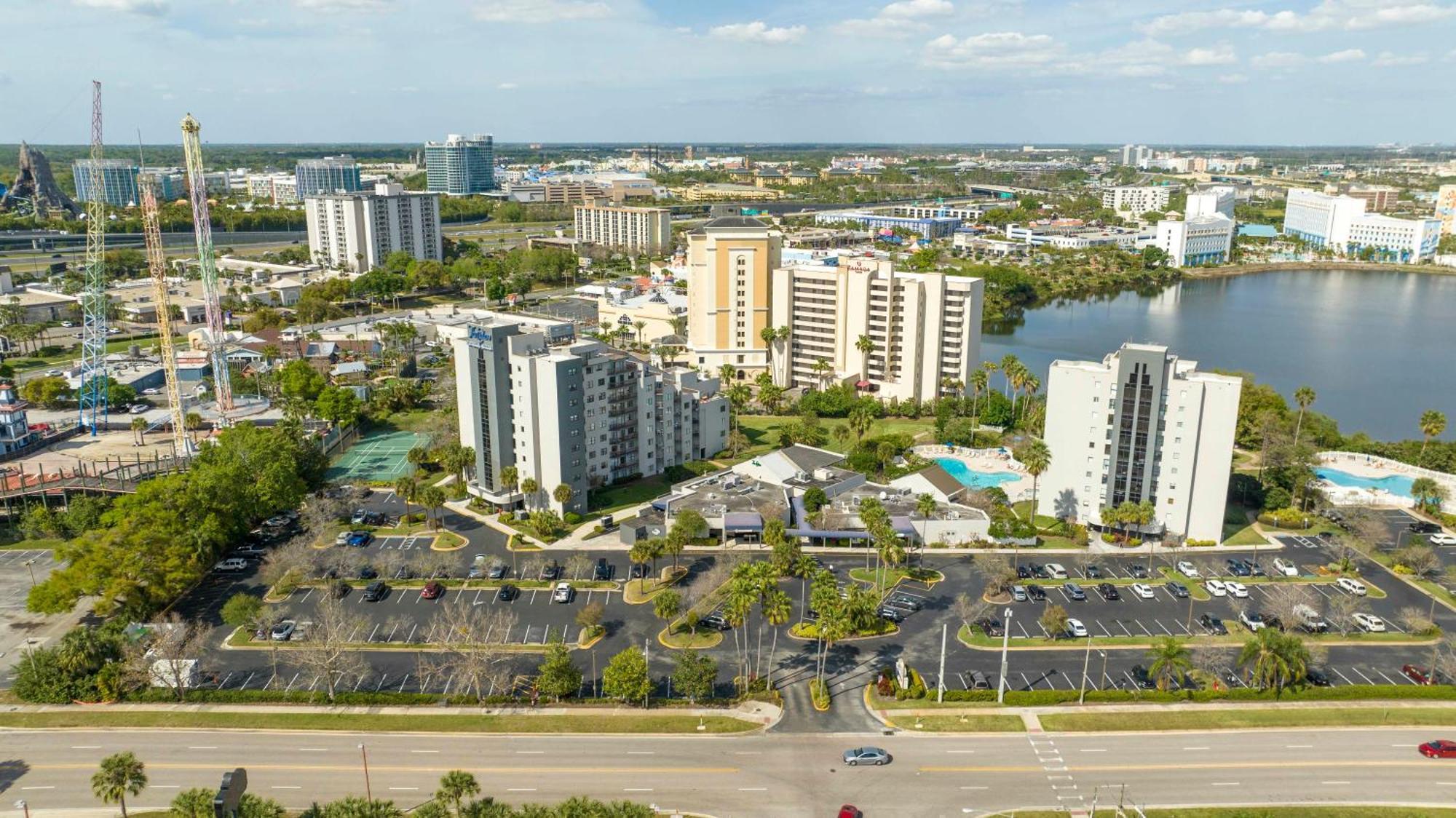 Cozy 2br Condo-modern-best Location-6165 Holiday home Orlando