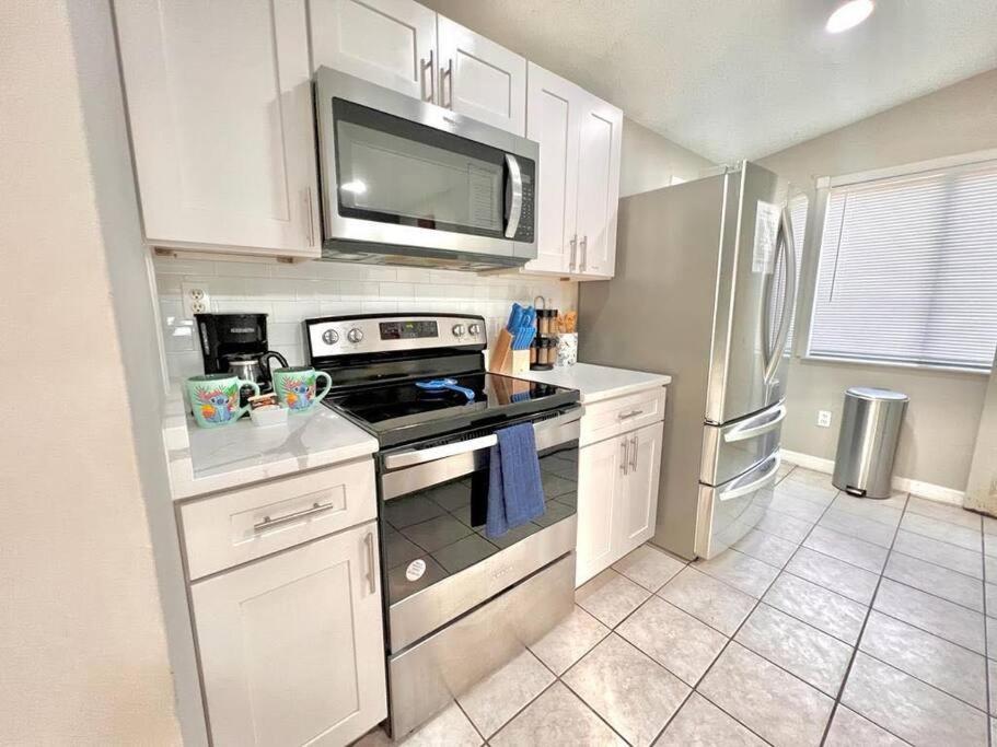 Quiet In Metrowest Holiday home Orlando
