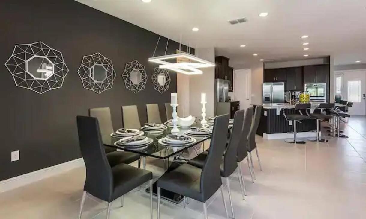 A Luxurious Escape 11bd In Er251 Holiday home
