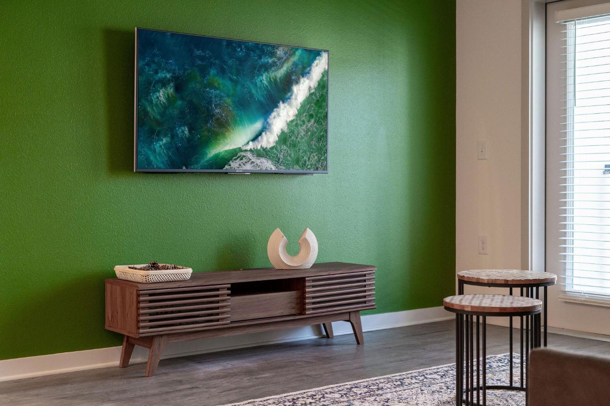 Complete Cozy 2bed 10 Min To Parks Allows Pet, Resort-style Amenities Apartment