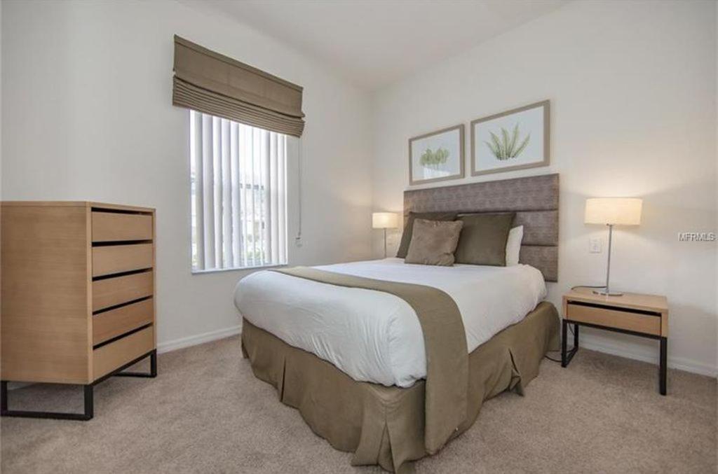 Regal Oaks Getaway