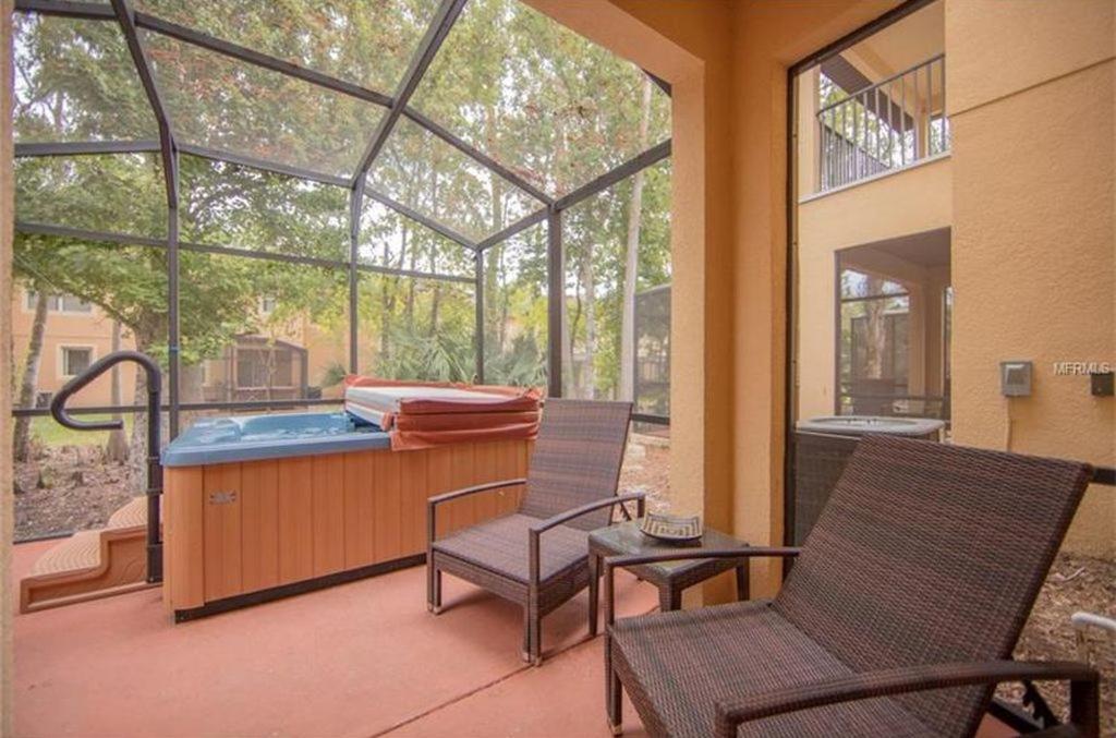 Regal Oaks Getaway *