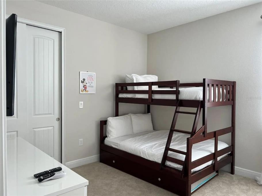 Villa 7491 Oasis At Reunion Sleeps 12 *
