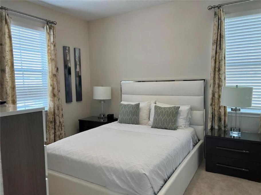 7491 Oasis At Reunion Sleeps 12