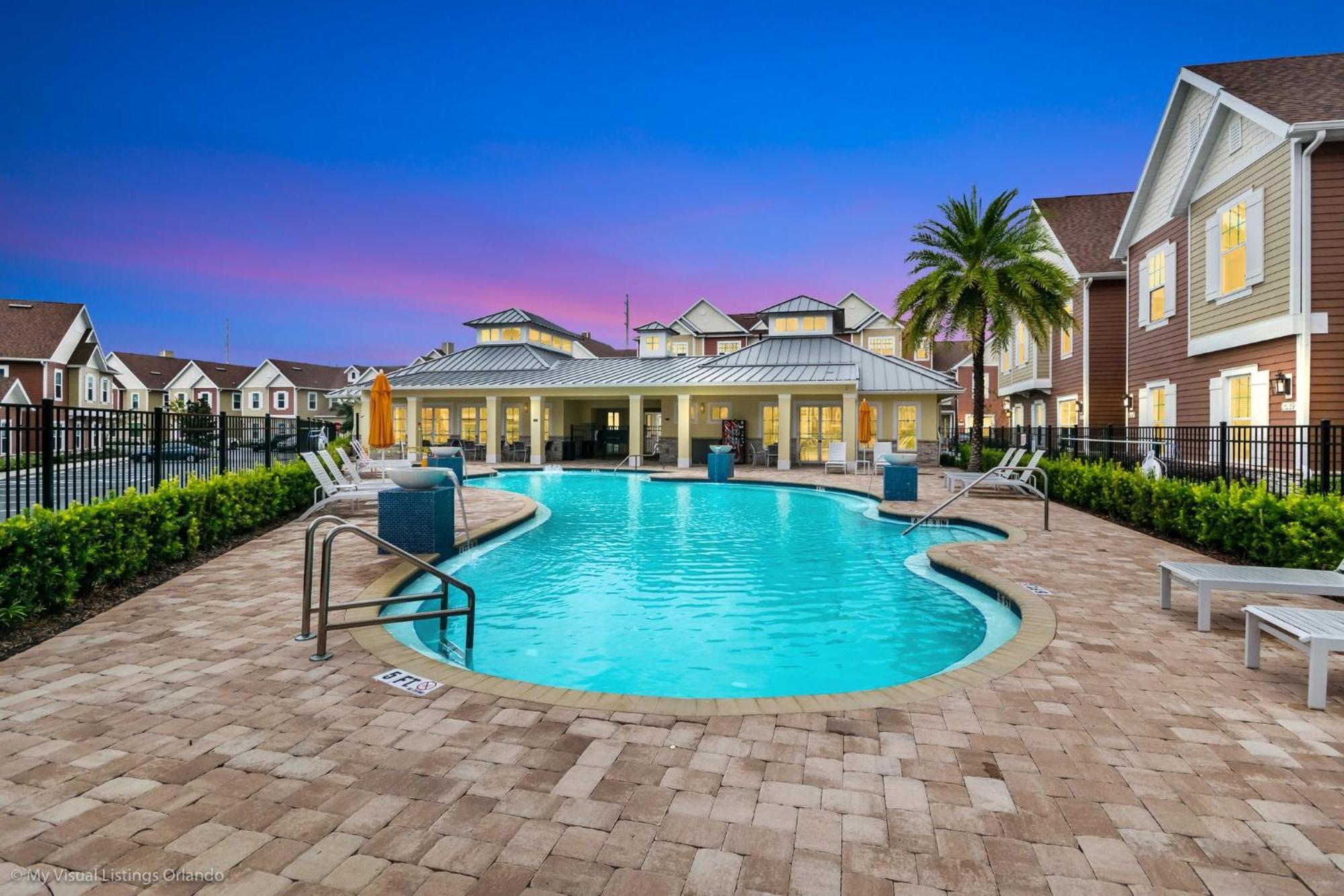 Brand New Comfortable Smv157 * Orlando